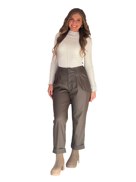 Dames Broek Vegan Leer Geplooid Voorkant 0