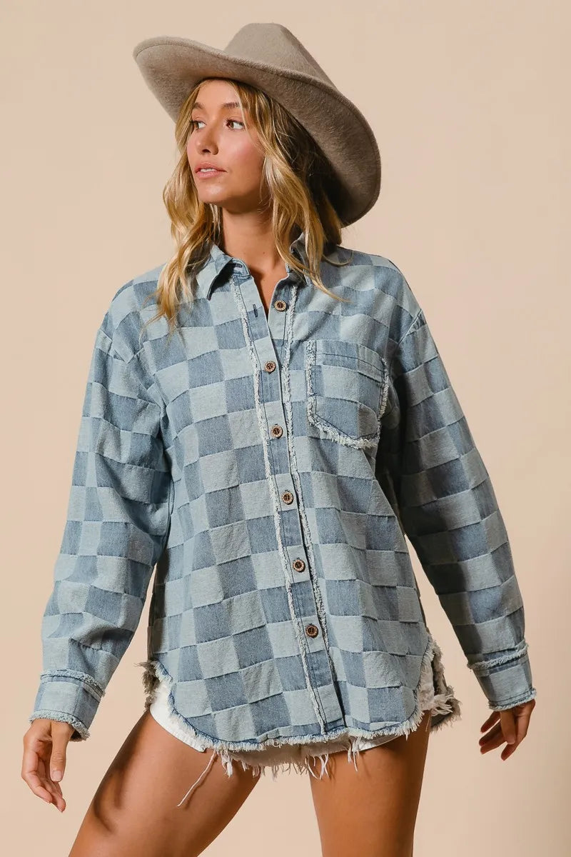 Dames Oversized Denim Blouse met Gerafelde Randen 1