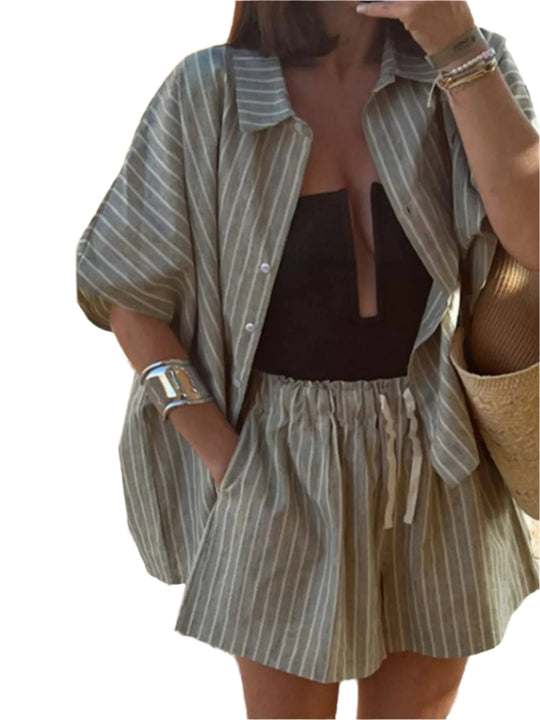 Dames Twee-delige Set met Gestreepte Linnen Shirt en Shorts 0