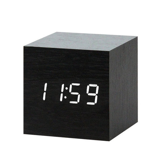Digitale LED Wekker met Spraakbesturing en Modern Design 15