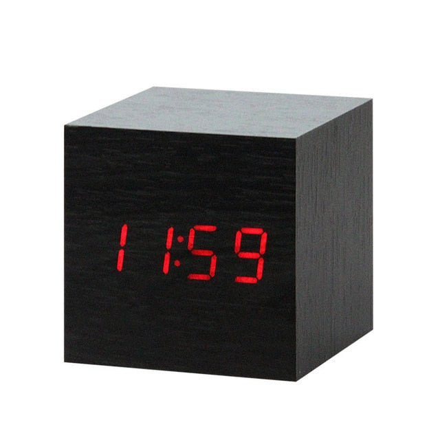 Digitale LED Wekker met Spraakbesturing en Modern Design 16