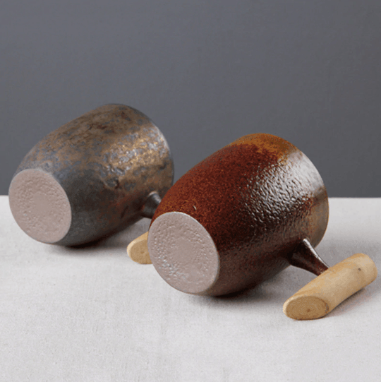 Keramische Koffiemok met Houten Handvat in Japanse Stijl 3