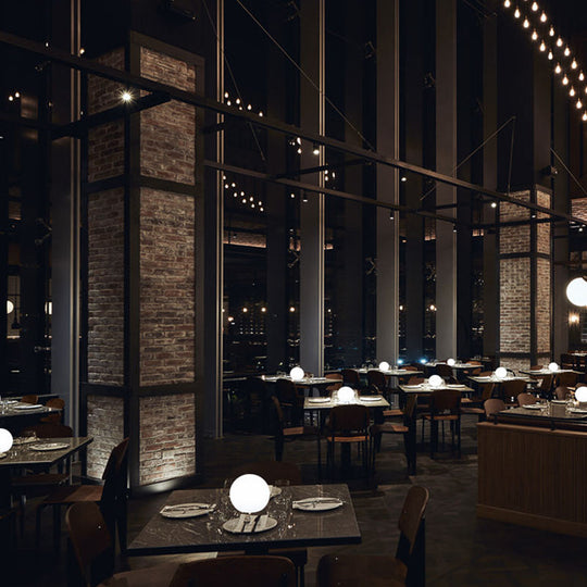 Moderne LED Tafellamp Met Dynamische Kleurverandering 3