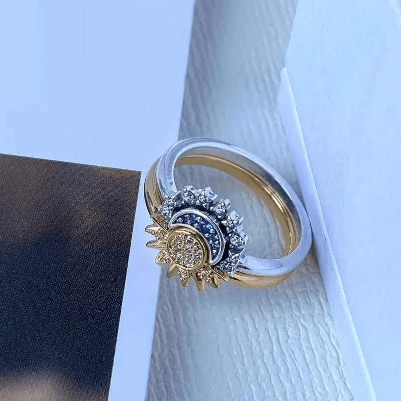 Zilveren Ring met Maan- en Zonontwerp 1