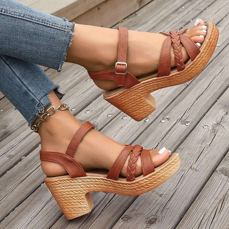 Gevlochten Platform Sandalen met Chunky Hak