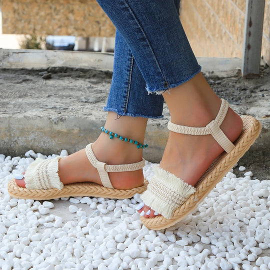 Platte sandalen met kwastjes voor vrouwen