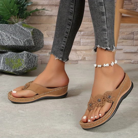 Vrouwen Slip-On Strand Slippers met Bloemen