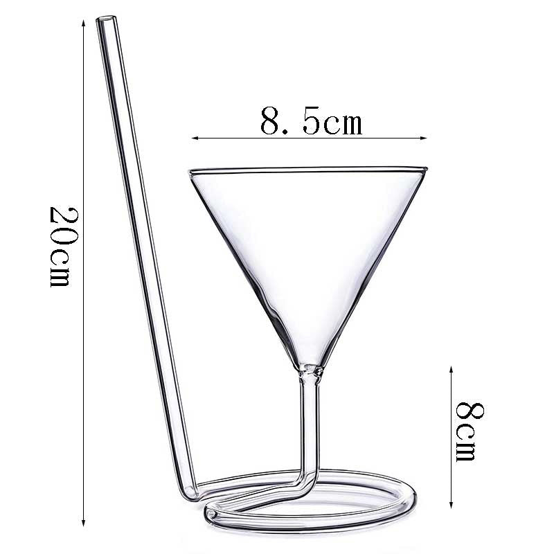 Cocktailglas met spiraalvormige rietjes