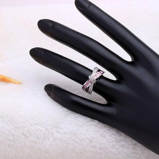Criss Cross Kristal Ring Belleza