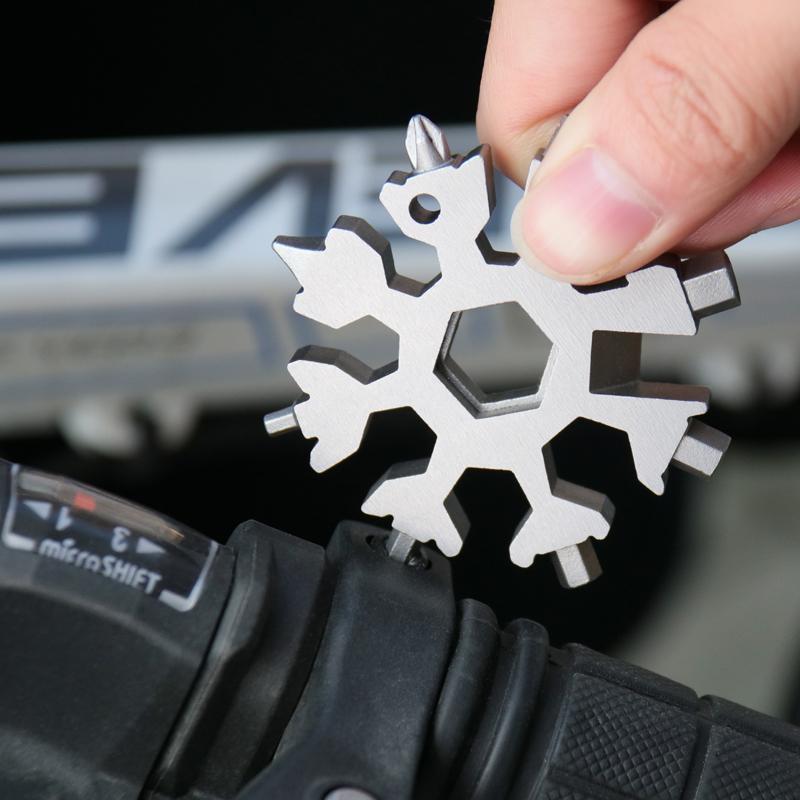 Saker® 18-in-1 Roestvrijstalen Sneeuwvlokken Multitool Belleza