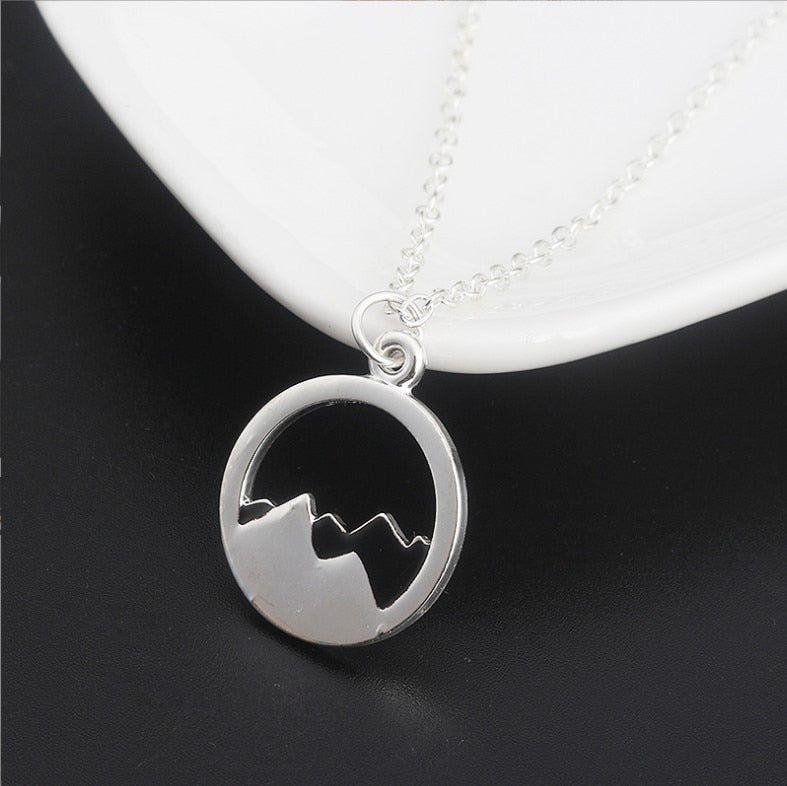 Berg en oceaangolven ketting