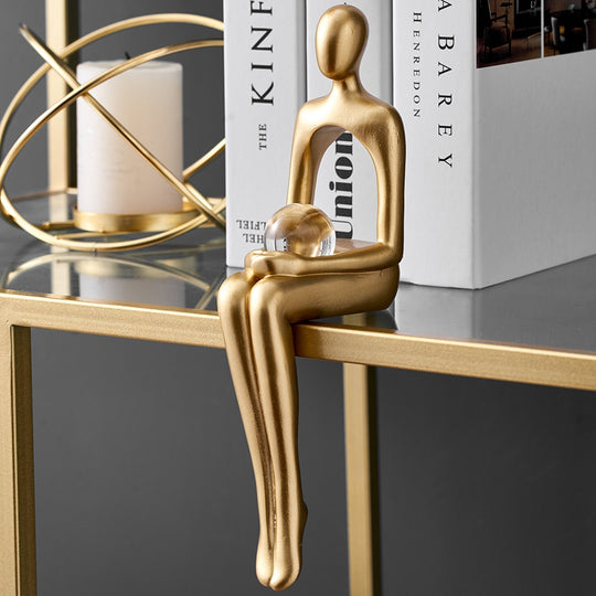 Abstract Denker Gouden Standbeeld