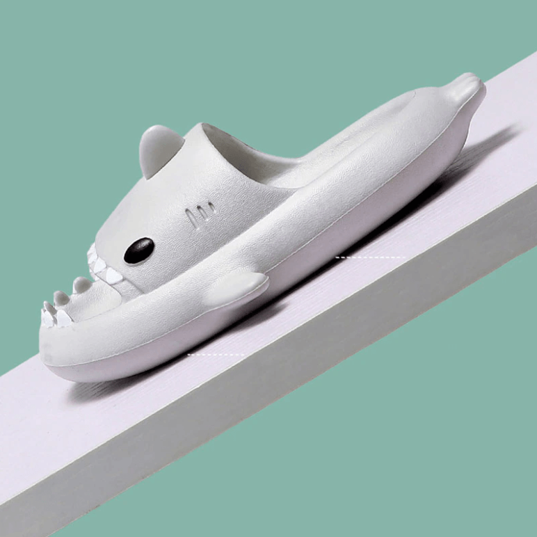 Baby en kinder slippers met haai Belleza